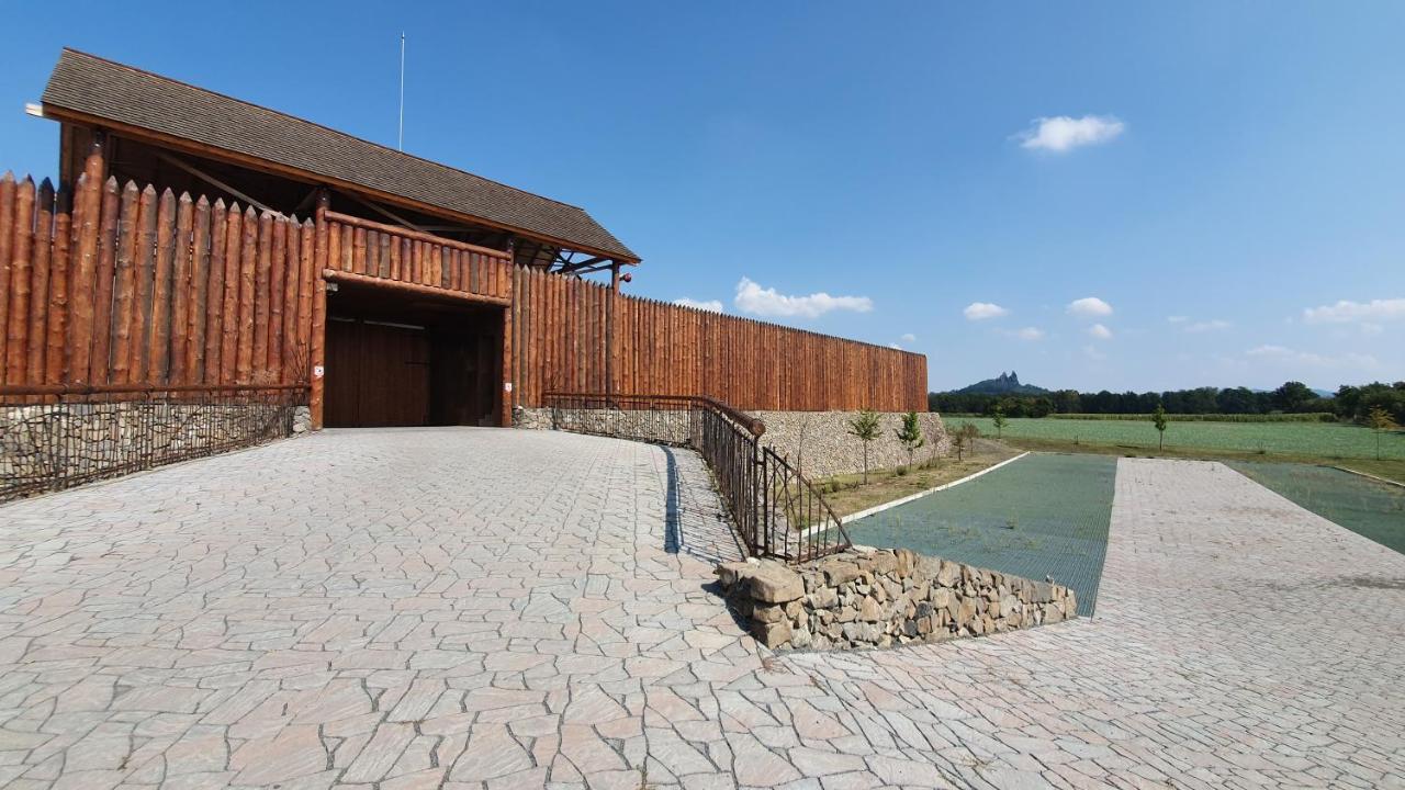 Resort Cesky Raj Troskovice Extérieur photo